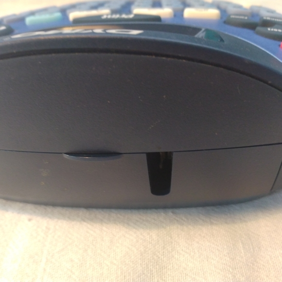 DYMO LetraTag Portable Personal Label Maker Tested Works built in Scissors - Picture 11 of 12